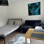 Apartment Ally's Urban Cozy Juhkentali 42 Near Centre Airport Next To Bus Station Tallinn