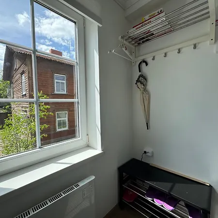 Apartment Ally's Urban Cozy Juhkentali 42 Centre Airport Next To Bus Station *