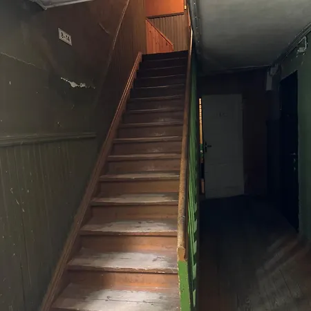 Ally's Urban Cozy Juhkentali 42 Near Centre Airport Next To Bus Station